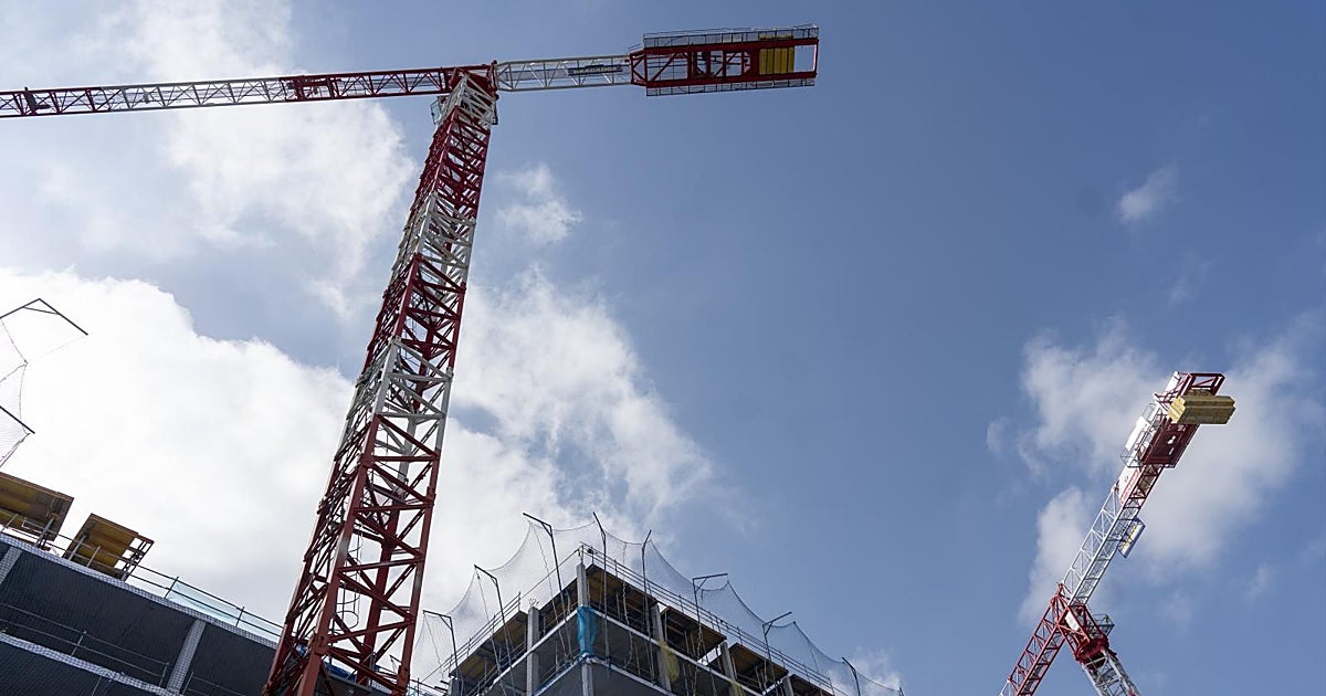 La compraventa de viviendas apunta a tocar techo por los altos precios y la escasez de casas