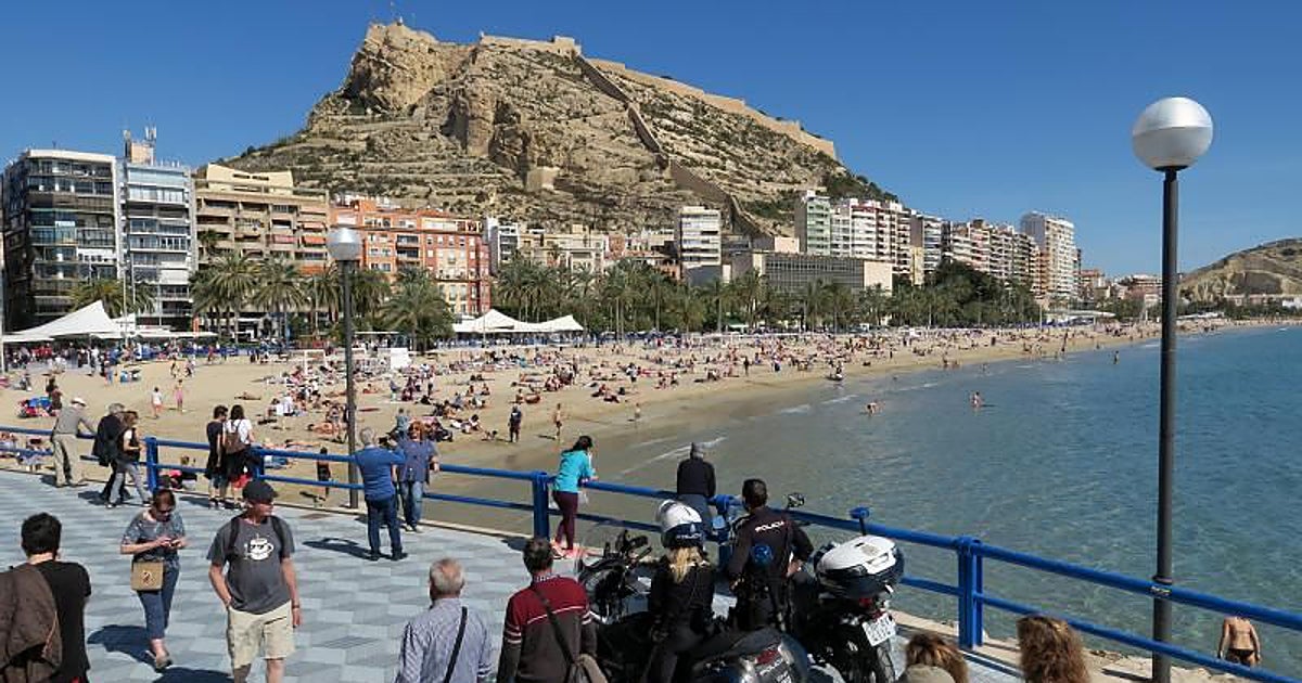 El turismo roza el lleno en Semana Santa gracias al desvío de viajeros de Asia a Europa por la guerra