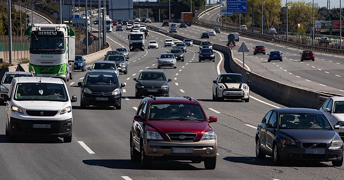Viajar en coche en Semana Santa tiene este precio: 6 euros de cada 10 euros se van en combustible