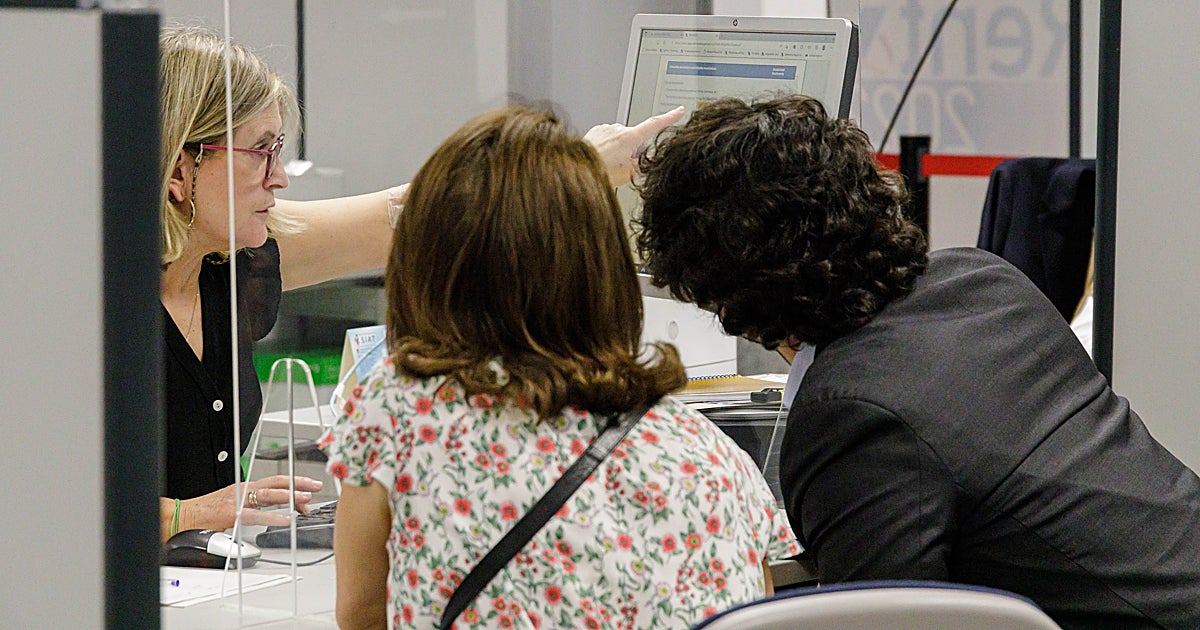 Novedades en la declaración de la renta 2025-26: nuevas deducciones y quién está obligado a presentar el borrador