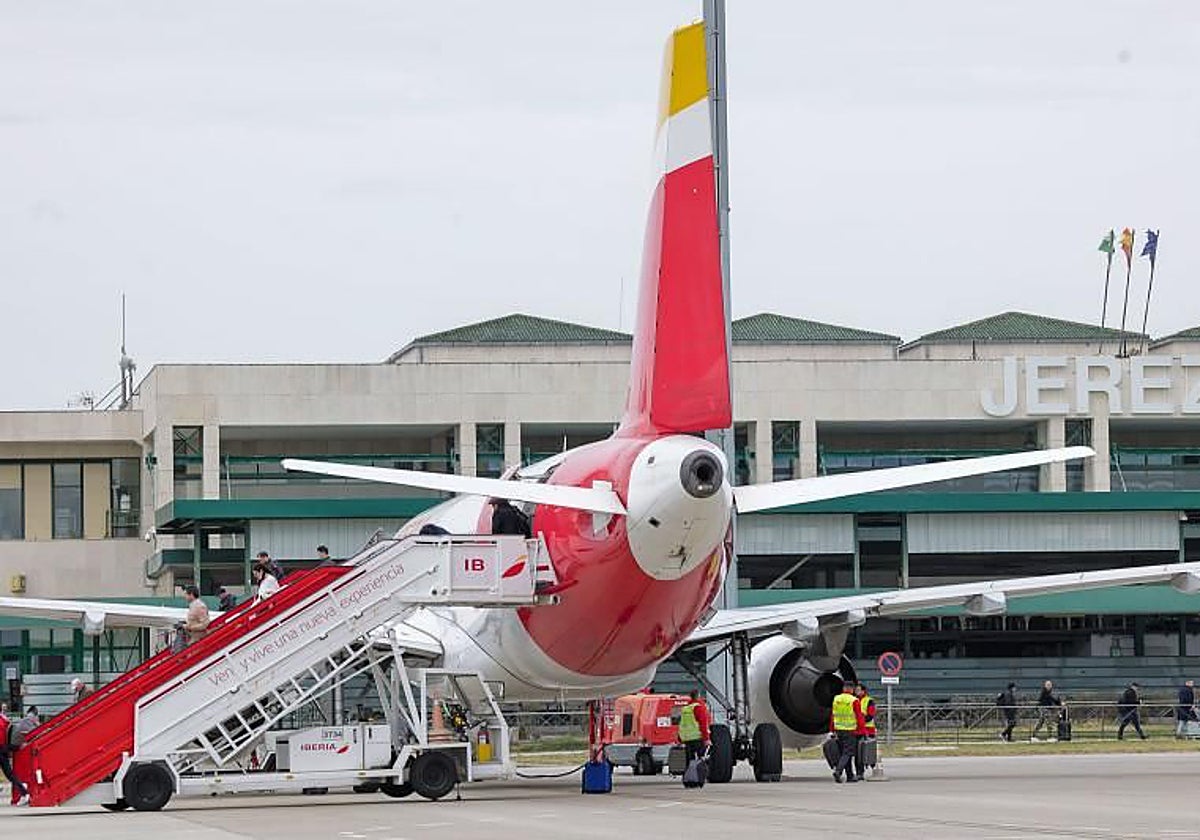 El propietario de Iberia se queda sin opciones de fusión tras la renuncia a TAP y el fracaso de la compra de Air Europa