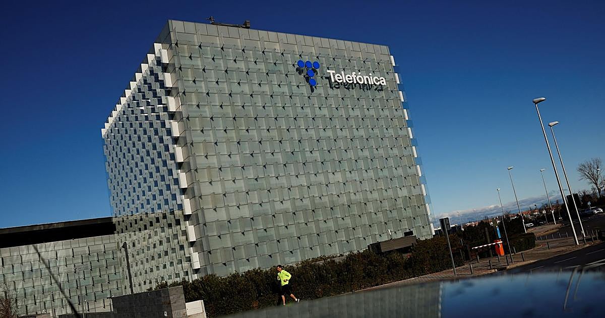 Telefónica acelera su salida de América Latina tras la venta de su filial en México