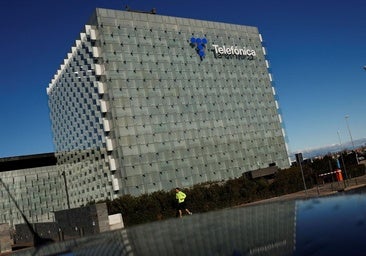 Telefónica acelera su salida de América Latina