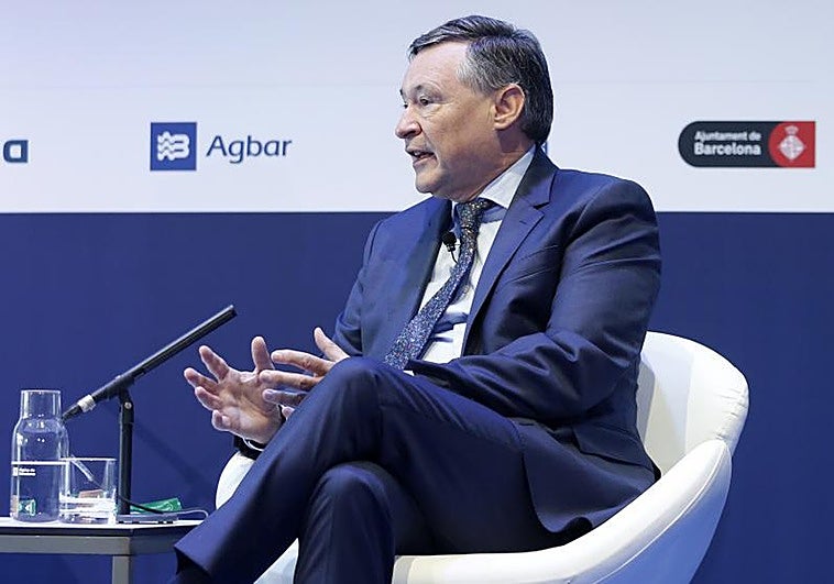 Simón y De los Mozos citan a la plantilla de Indra para cerrar filas