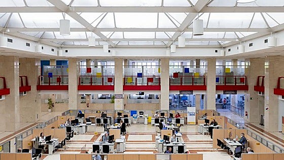 La jornada de 35 horas semanales comienza a aplicarse para 250.000 funcionarios