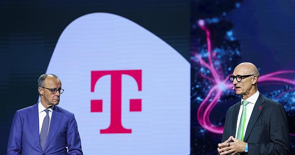 El eje franco-alemán pone las barbas de Telefónica a remojar