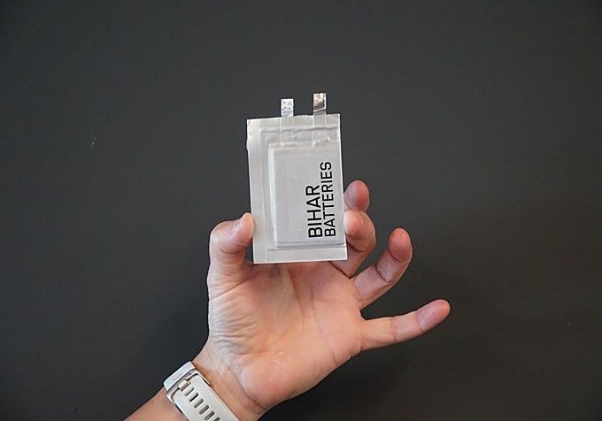 Prototipo de celda de sodio en el que trabaja la startup donostiarra Bihar Batteries