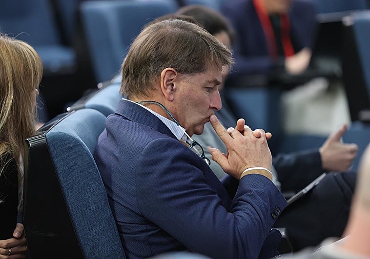 Moncloa y SEPI plantan al Congreso y no acuden a explicar el relevo de Escribano en Indra