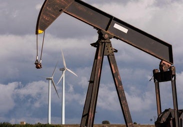 OPEC+, ham petrol arzını Haziran ayından itibaren günde 188.000 varil artırdı