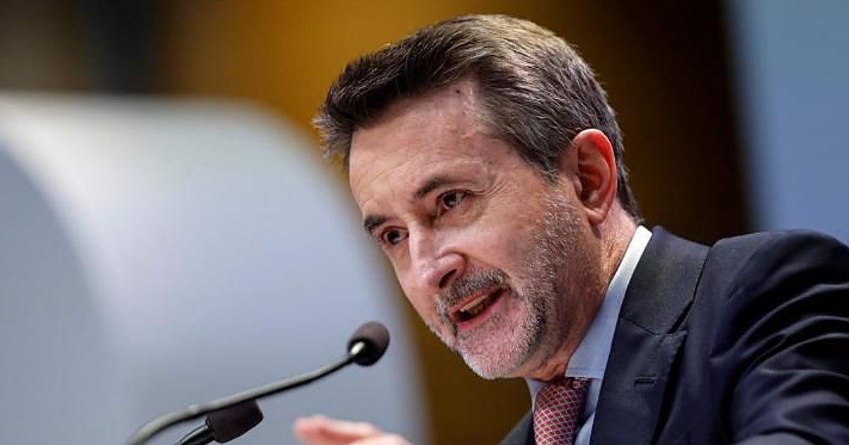 Repsol dispara su beneficio un 153% por el alza del petróleo y fuerza la máquina para producir queroseno de aviación
