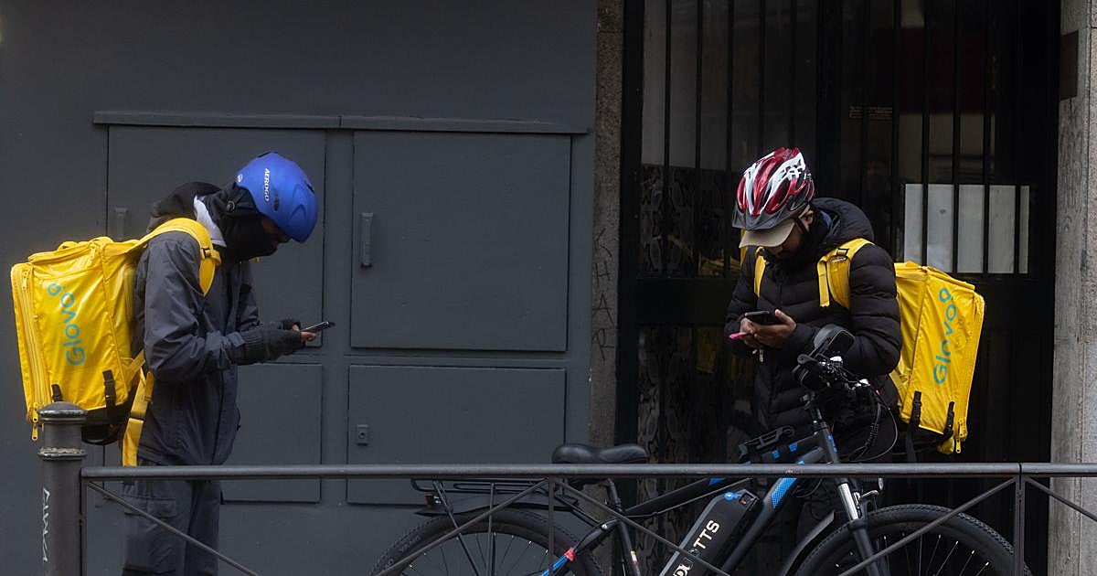 Glovo y los sindicatos pactan un ERE que afectará a 436 repartidores, 300 menos de lo previsto inicialmente