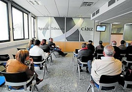 Hacienda da por cerrada la compensación del IRPF a los mutualistas pese a que 800.00 aún la esperan