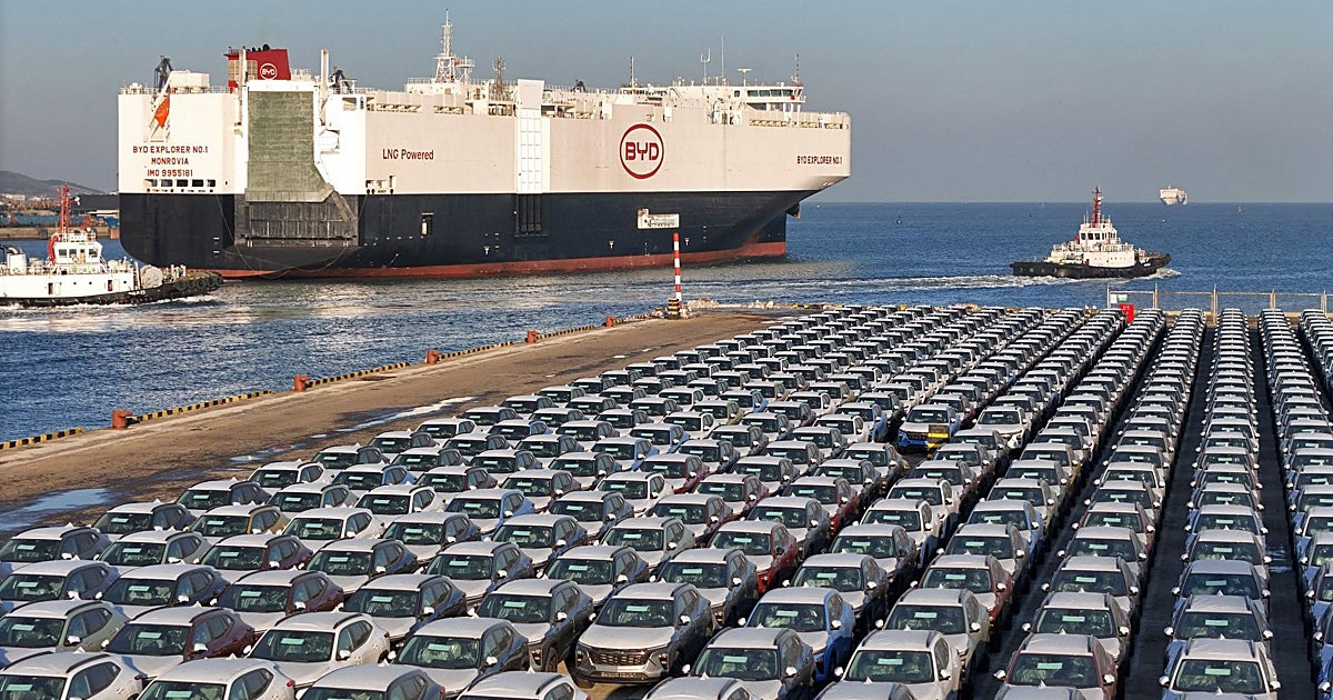 El Gobierno prepara nuevas normas verdes para penalizar a los coches chinos