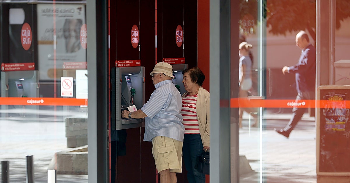 Poner a tu hijo como cotitular en una cuenta bancaria no es una donación: Hacienda aclara qué debes tener en cuenta