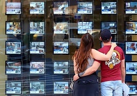 ¿Ha abierto una nueva inmobiliaria en tu calle? Por qué su expansión infla el precio de los pisos