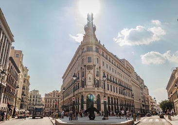 Hoteles 'premium' y estrellas Michelin sustituyen a relojes y joyas como signo de ostentación