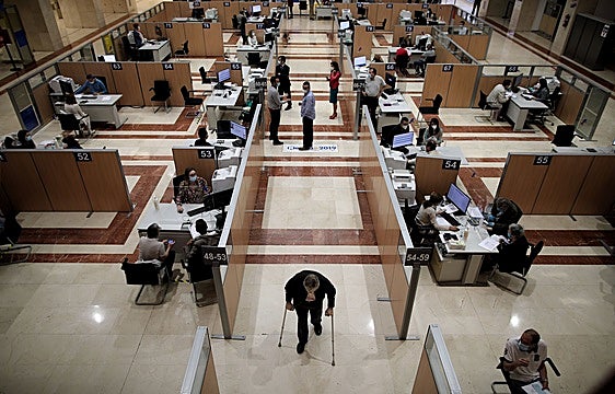 Cuenta atrás para presentar la declaración de la renta: Hacienda ya ha devuelto más de 5.000 millones