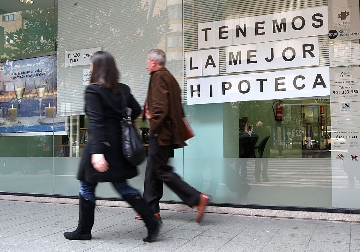 La contención de las hipotecas obliga a esperar más tiempo para hacerse con una vivienda