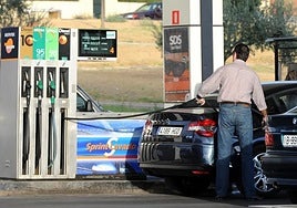 El precio del combustible fuerza a seis de cada diez conductores a posponer el mantenimiento del vehículo