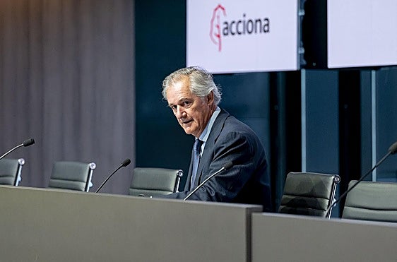 Acciona recibe interés de inversores extranjeros por su filial de energía pero descarta la venta del 100%