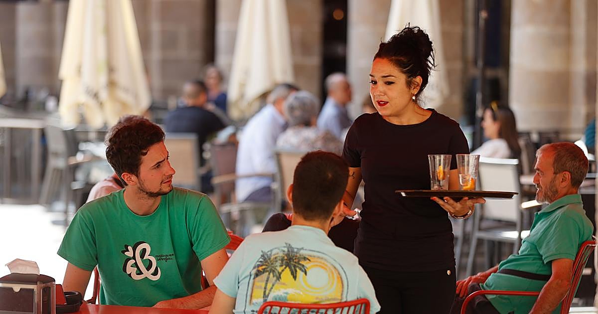 La OCDE avisa a España: el aumento del SMI no recupera el poder adquisitivo medio de los salarios