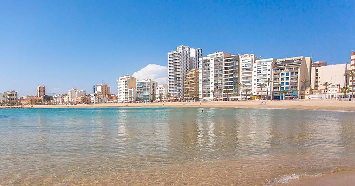 Este es el pueblo de la Comunidad Valenciana más barato para alquilar una casa en la playa este verano