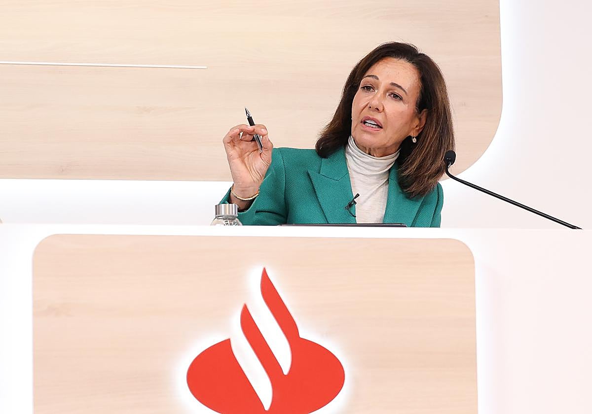 Santander gana 8.973 millones en el primer semestre, un 31% más, gracias a la venta en Polonia