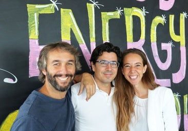 Las pequeñas eléctricas denuncian que no les dejan competir por los clientes de Holaluz