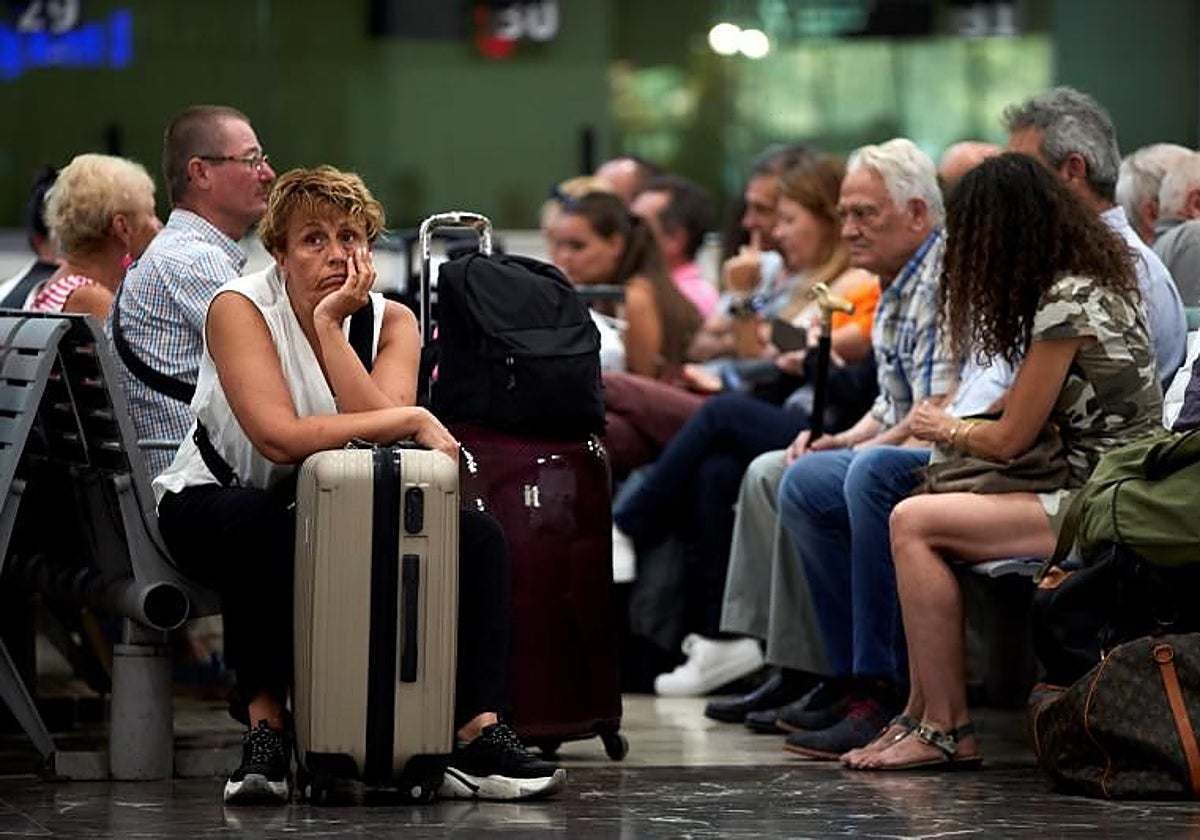 Renfe afronta su tercera huelga del verano con servicios mínimos en todo el país