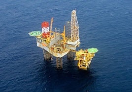 Repsol estrecha lazos con Trump para asegurar sus negocios en Venezuela