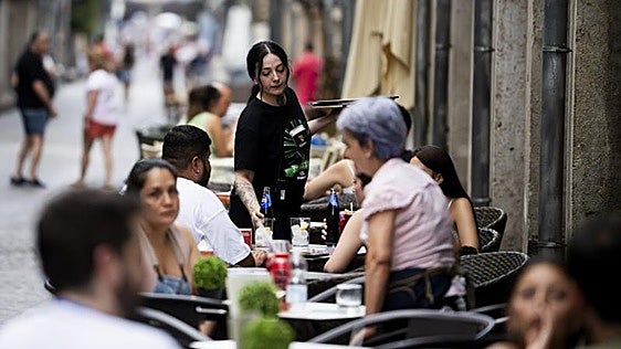 La escalada de la inflación se traga las ganancias salariales de los trabajadores