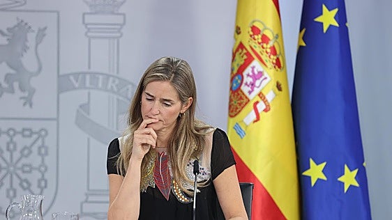 El Gobierno ve probable perder 3.000 millones por los litigios renovables tras los embargos a España
