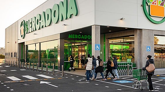 El golpe final de Mercadona: perfumería y mascotas, sus dos nuevos negocios para dominar a la competencia