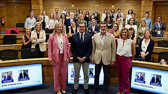 El director de ABC y el presidente de la CEOE reflexionan sobre la comunicación en el mundo actual