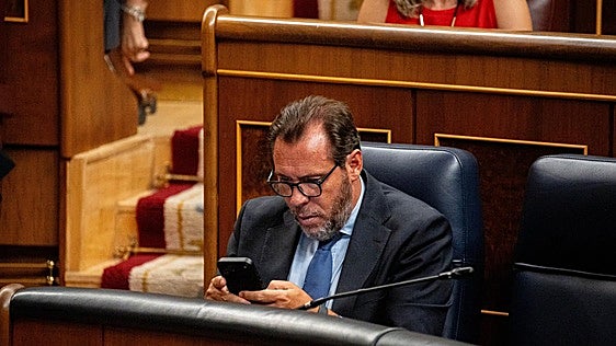 Cuatro de cada 10 españoles ponen a Óscar Puente la peor nota