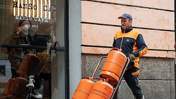 El precio de la bombona de butano sube a partir de hoy y se acerca a su máximo en cuatro años