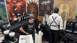 Una feria concentra en Ecuador a productores y expertos para impulsar el café de especialidad