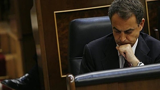 Presión al Gobierno para que revoque el recorte de Zapatero que resta 1.000 euros año tras año al sueldo de los funcionarios