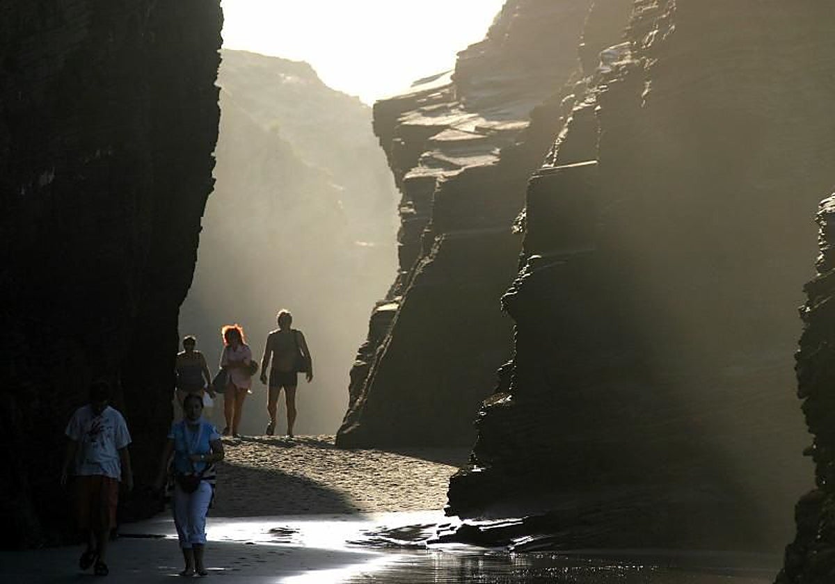 Los destinos refugio no escapan al 'boom' del turismo: los hoteles en el Delta del Ebro, las Rías Altas o Asturias se encarecen hasta un 23%