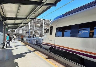 El tren pierde dos millones de viajeros en agosto pese a aumentar el uso del transporte público