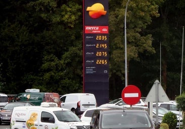 Los combustibles se disparan más de un 30% y empujan la inflación a su nivel más alto desde febrero de 2023