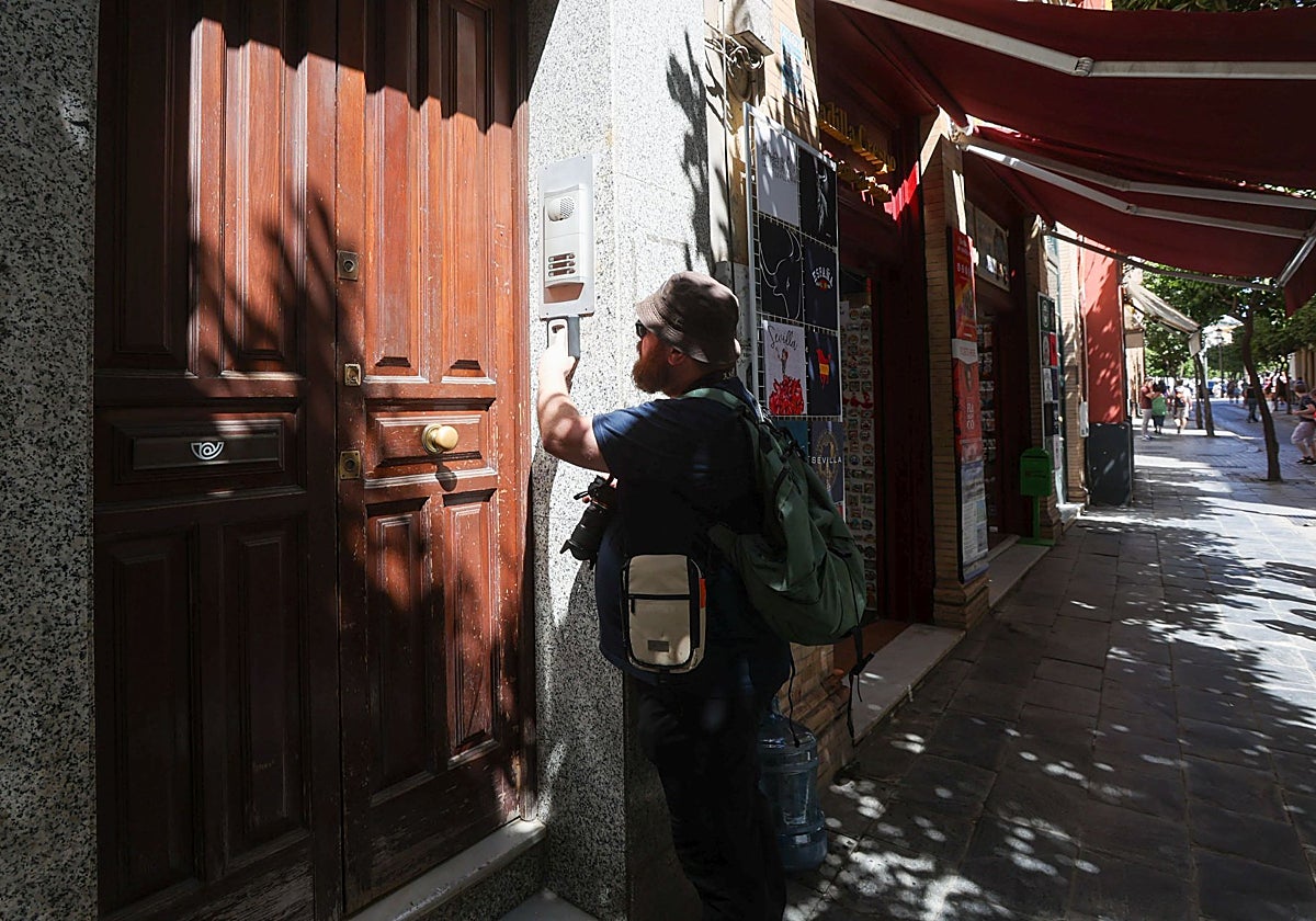 Consumo obliga a dos plataformas a retirar 8.318 anuncios de pisos turísticos que se ofertaban como alquiler de temporada