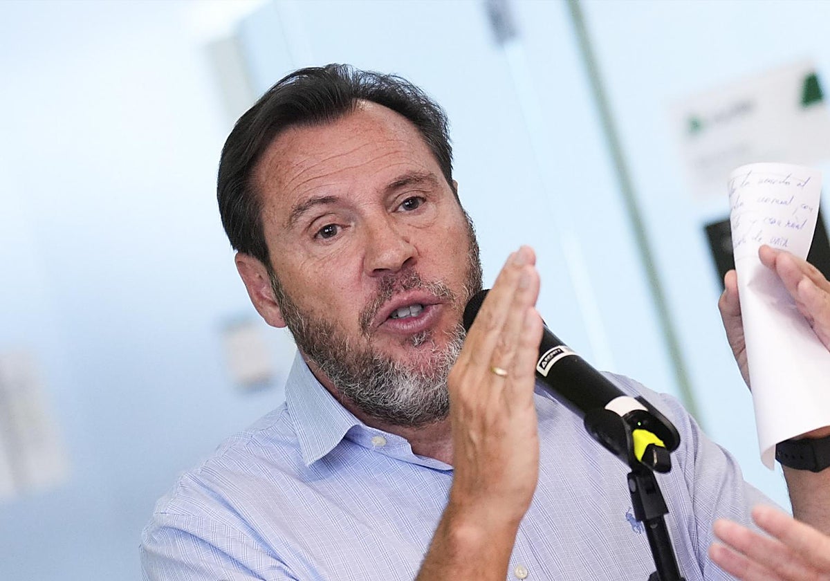 Los funcionarios piden la dimisión de Puente: «Exigimos respeto a la presunción de inocencia del responsable de circulación de Adif» 缩略图