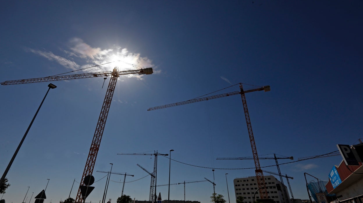 El visado de viviendas anticipa un parón en la construcción de Córdoba