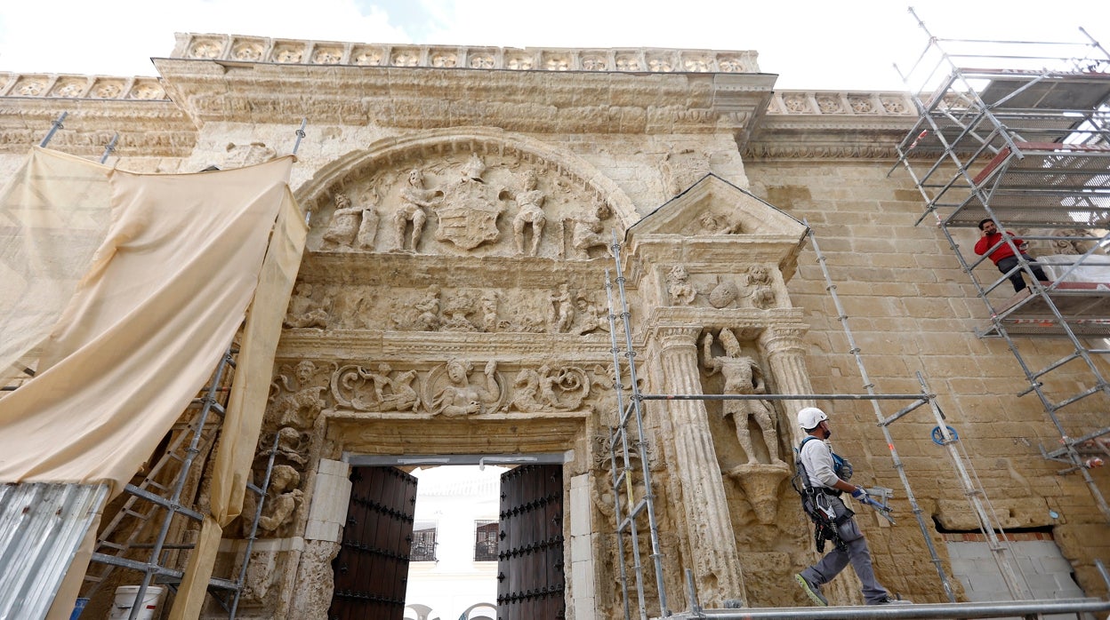 Siete equipos de arquitectos se disputan el Museo Arqueológico de Córdoba