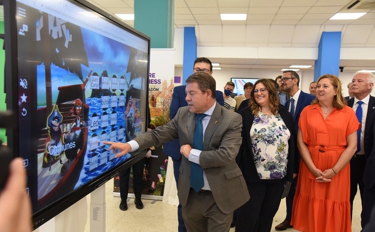 Smart Technologies abre su centro en Talavera con ambición mundial