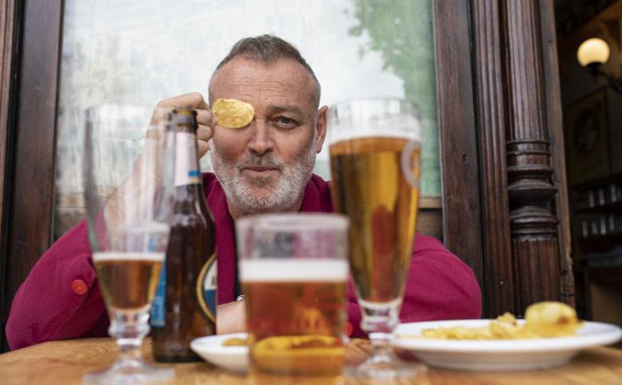 Carbonell en la plaza de Santa Ana