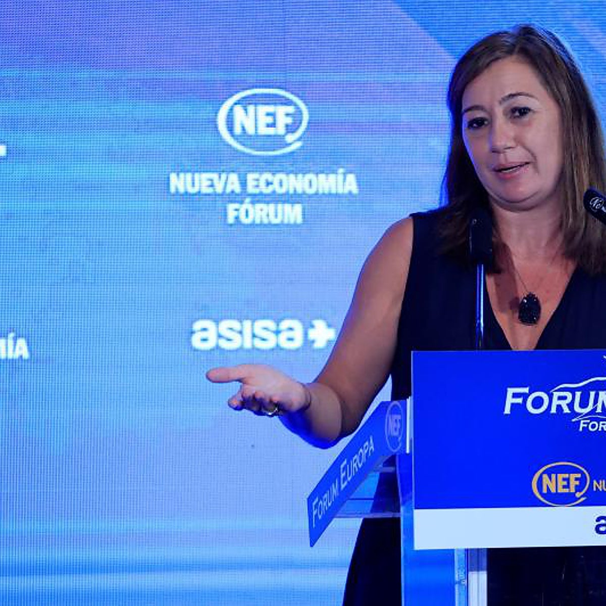 Abortistas, Messi, un molino y dos víctimas del franquismo: El viaje «de lujo» de Armengol a 4.000 euros por día