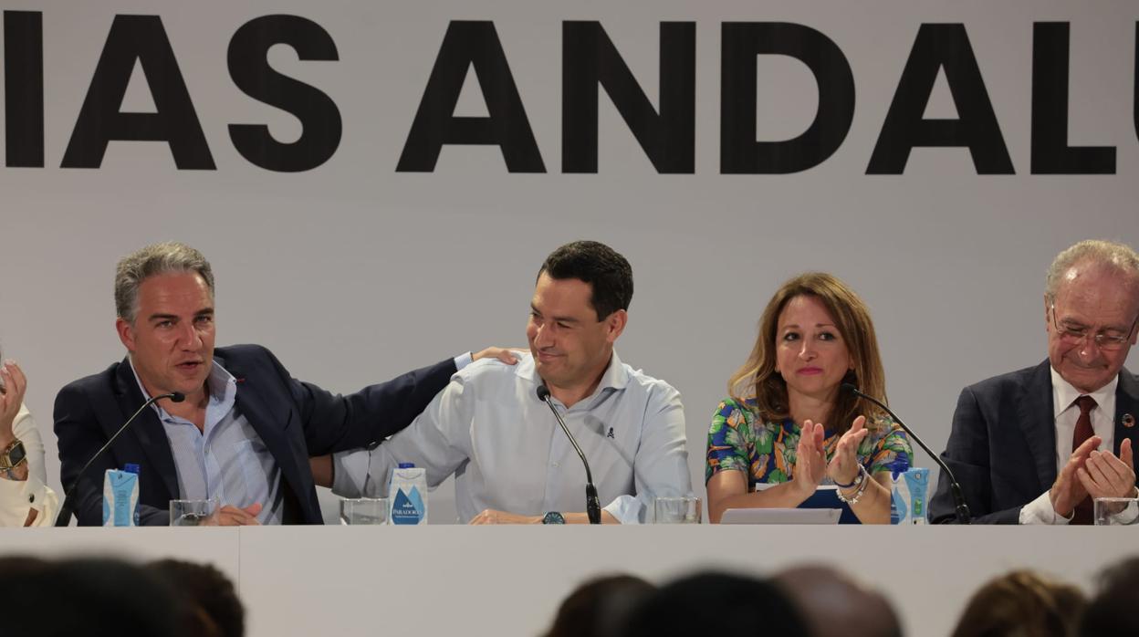 Elías Bendodo: «Sánchez tiene todos los argumentos para hacerse un Boris Johnson»