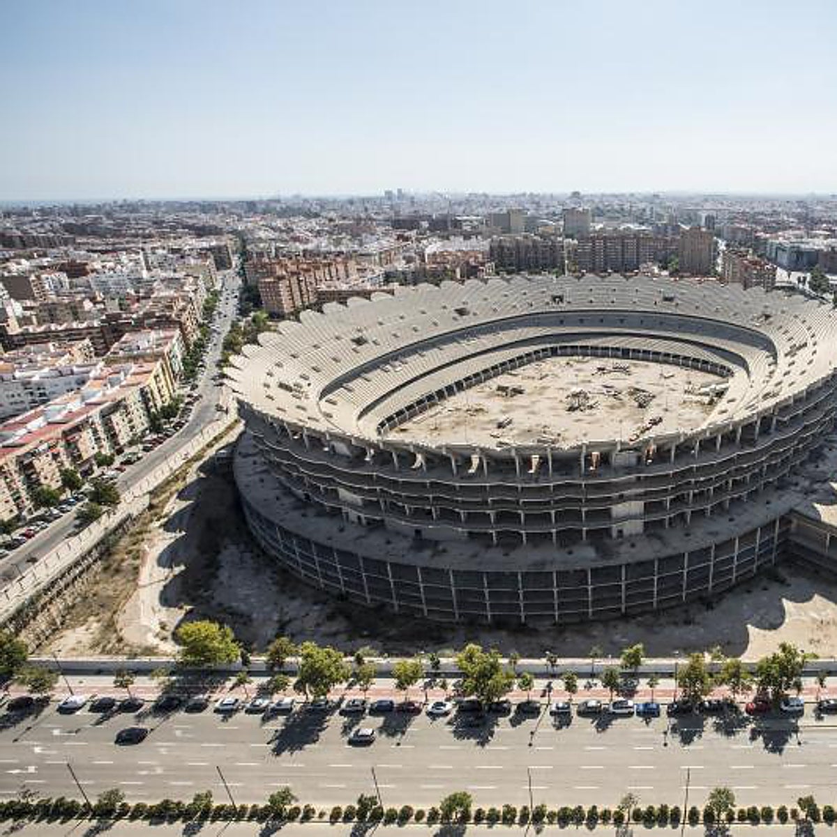 Acuerdo entre el Valencia CF y el Ayuntamiento por el nuevo Mestalla: 66.000 plazas ampliables e inauguración en 2025